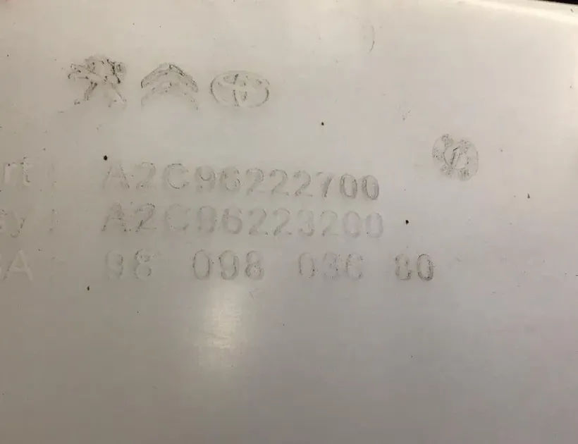 PEUGEOT Expert 3 generation (2017-2023) Window Washer Tank 9809803680 34532541