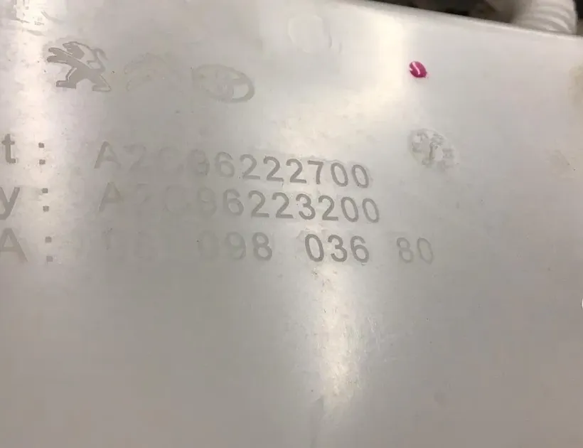 PEUGEOT Expert 3 generation (2017-2023) Window Washer Tank 9809803680 34532447