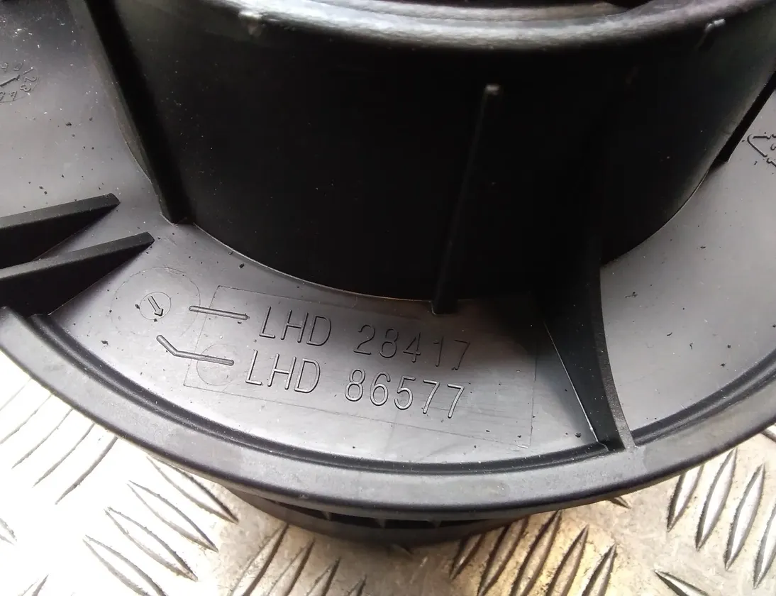 VOLVO S60 1 generation (2000-2009) Нагревательный вентиляторный моторчик салона 28417,86577 14392345