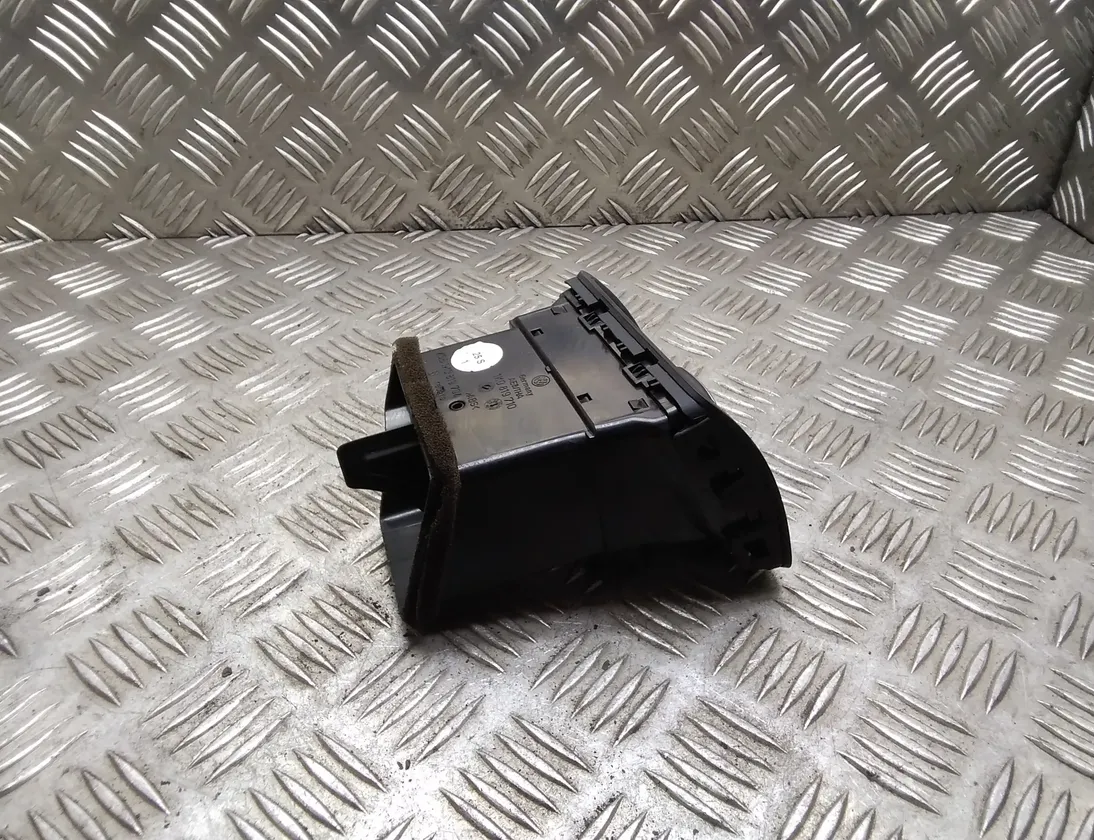 VOLKSWAGEN Golf 5 generation (2003-2009) Cabin Air Intake Grille 1k0819710 14957847