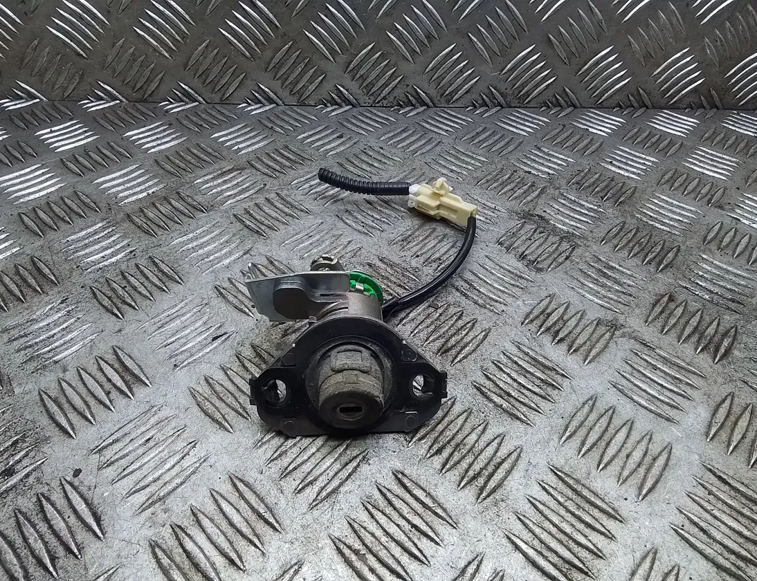 LEXUS IS XE20 (2005-2013) Tailgate Boot Lock 20135535