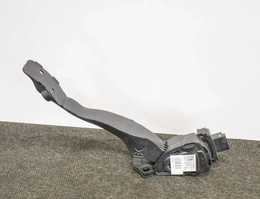 PEUGEOT 208 Peugeot 208 (2012-2015) Throttle Pedal 9671434180,6PV009949 10601929