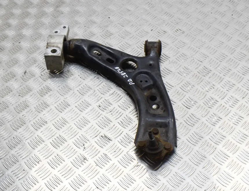 VOLKSWAGEN Tiguan 1 generation (2007-2017) Front Right Arm 1K0407166C 11583972