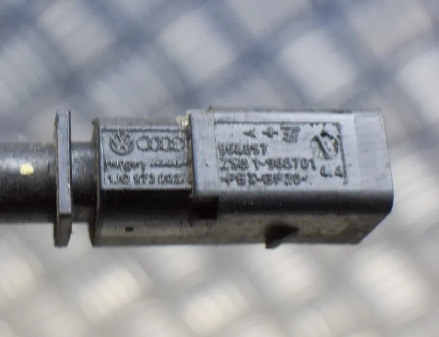 SKODA Octavia 3 generation (2013-2020) Датчик температуры выхлопных газов 04L906088BD 12202439