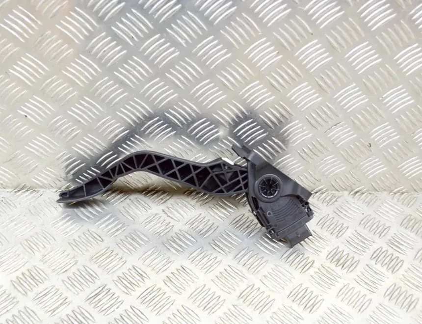 PEUGEOT 2008 1 generation (2013-2020) Throttle Pedal 86ES03,6PV009949,9671434080 13600471