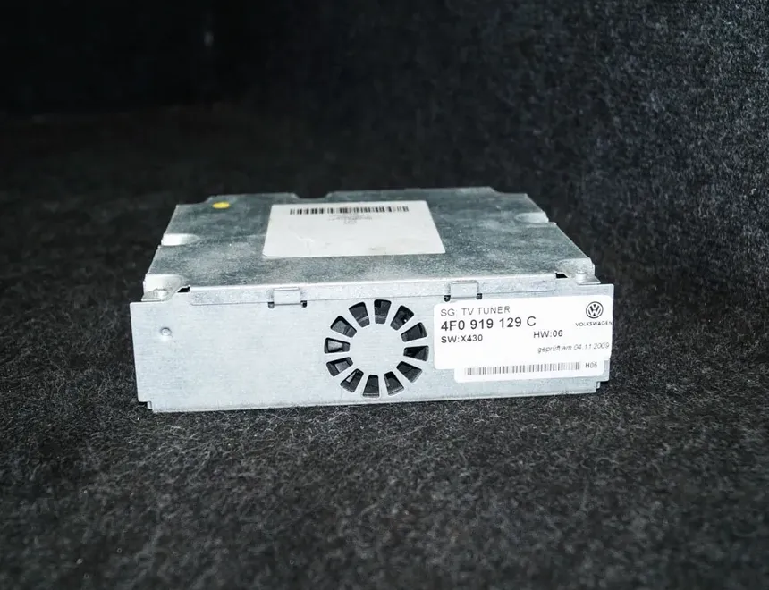 VOLKSWAGEN Touareg 2 generation (2010-2018) TV Module 4F0919129C 1374108