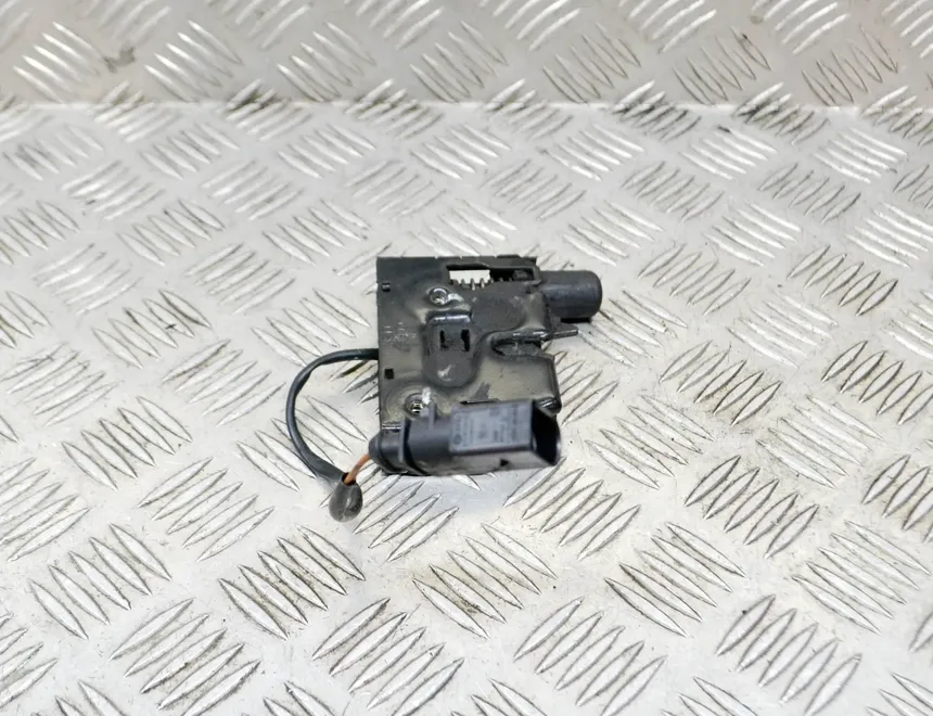 AUDI A6 C7/4G (2010-2020) Замок капота правый 4G0823509C 13912207