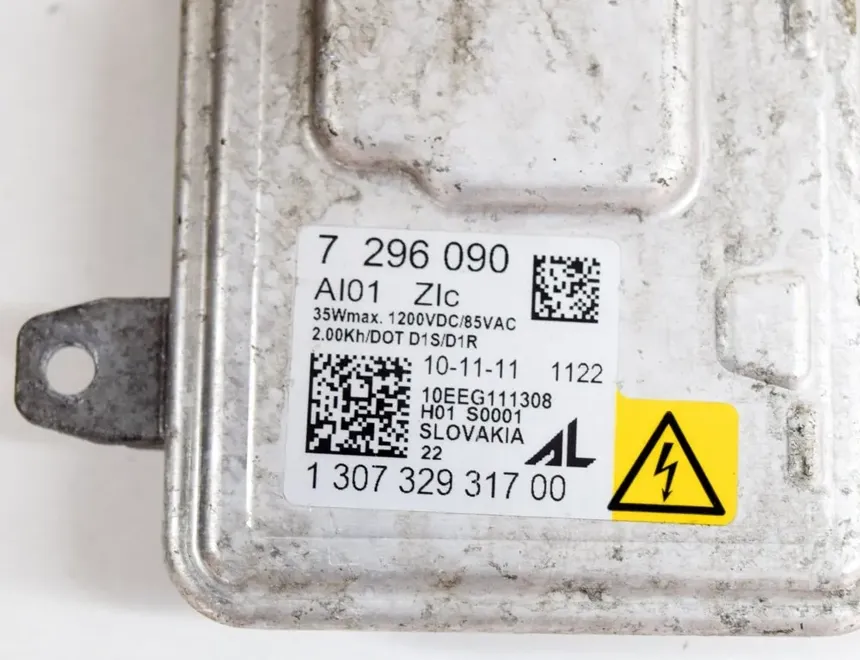 BMW 3 Series F30/F31 (2011-2020) Блок розжига ксенона 130732931700,7296090 14362266