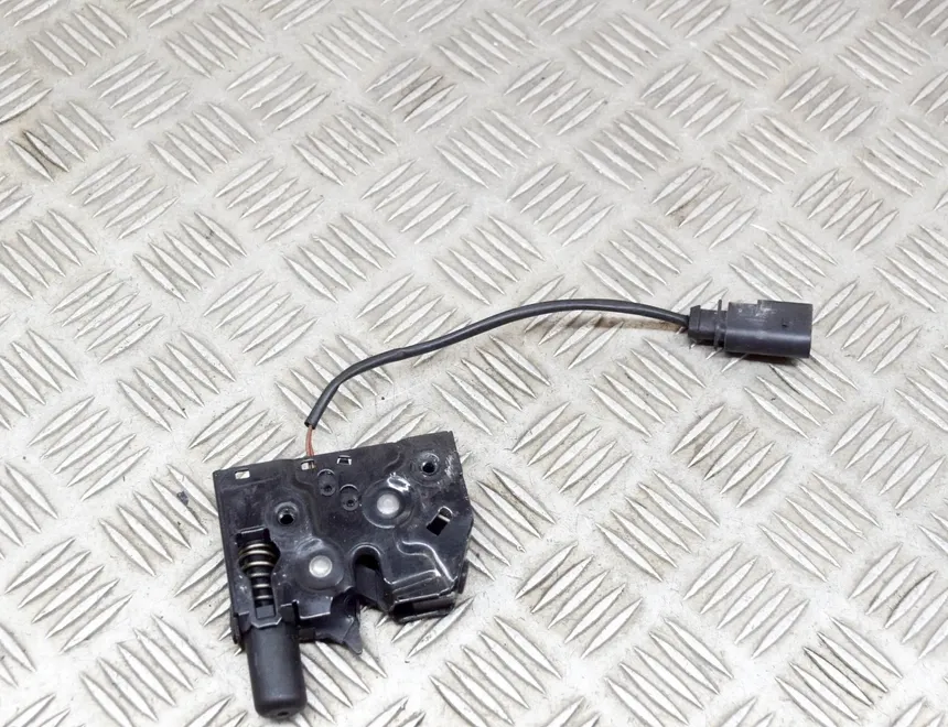 AUDI A6 allroad C7 (2012-2019) Left Side Hood Lock 4G0823509D 15444354