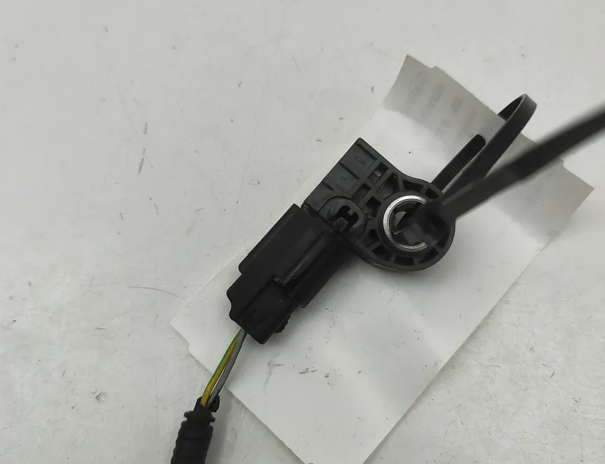 VOLVO V40 Cross Country 1 generation (2012-2020) Датчик удара задний левый 31387891 33813733
