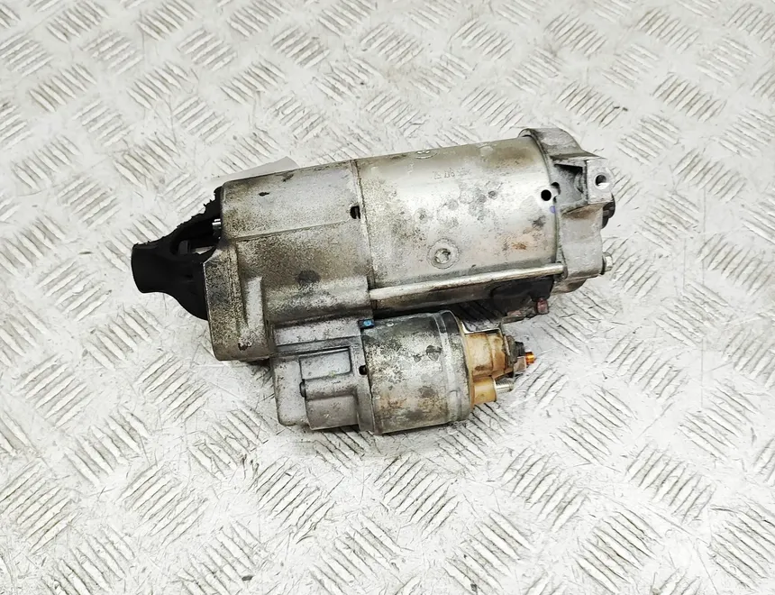 VOLVO V40 Cross Country 1 generation (2012-2020) Starter Motor 31419530 33811706