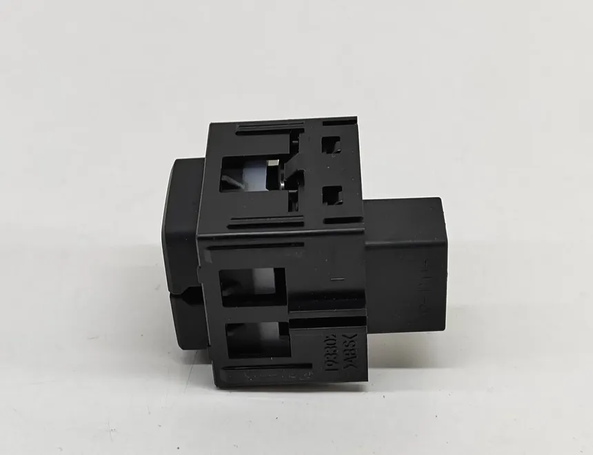 LEXUS ES 7 generation (2018-2024) Central locking switch 84930-33140 22758925