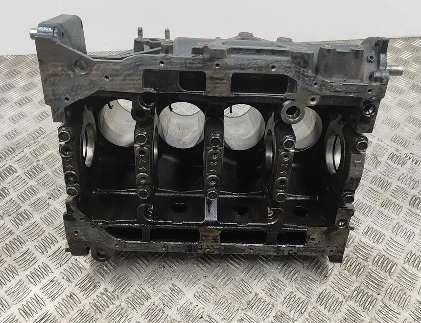 KIA Sorento 1 generation (2002-2011) Engine Block 202J2-4AU00 22950110