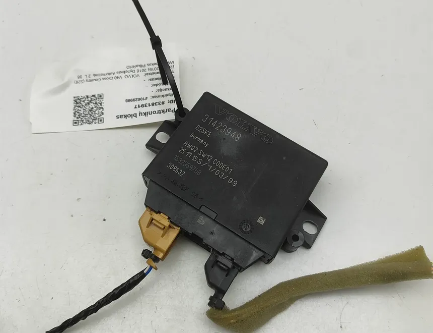 VOLVO V40 Cross Country 1 generation (2012-2020) PDC Parking Distance Control Unit 31423948 33813917