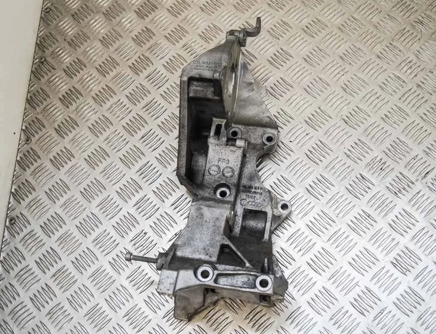 AUDI A4 B8/8K (2011-2016) Alternator bracket 03L903143R 30733728