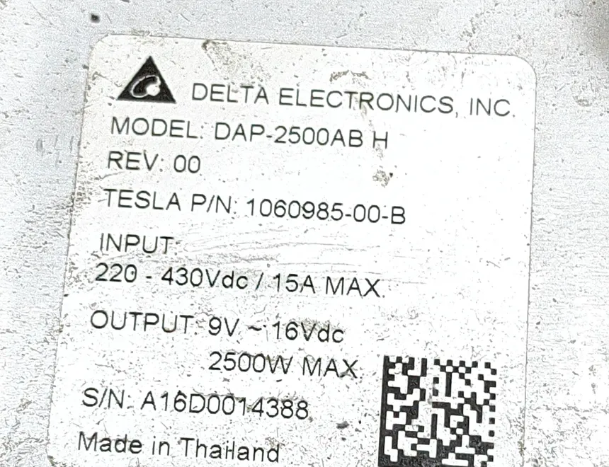 TESLA Model X 1 generation (2015-2024) Inverter 1060985-00-B 27193270