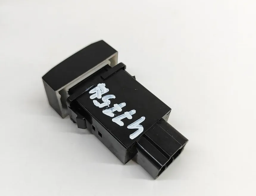 KIA Sorento 1 generation (2002-2011) Windscreen heating switch 93780-3E000 28493869