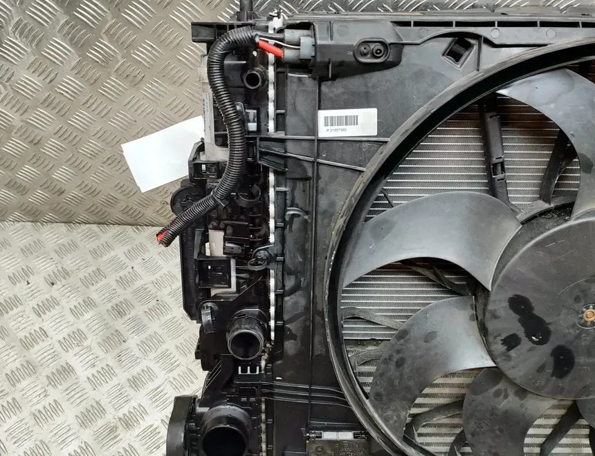 VOLVO XC60 2 generation (2017-2024) Cooling Parts 32224829,31689539,32224824,31657360 28597780