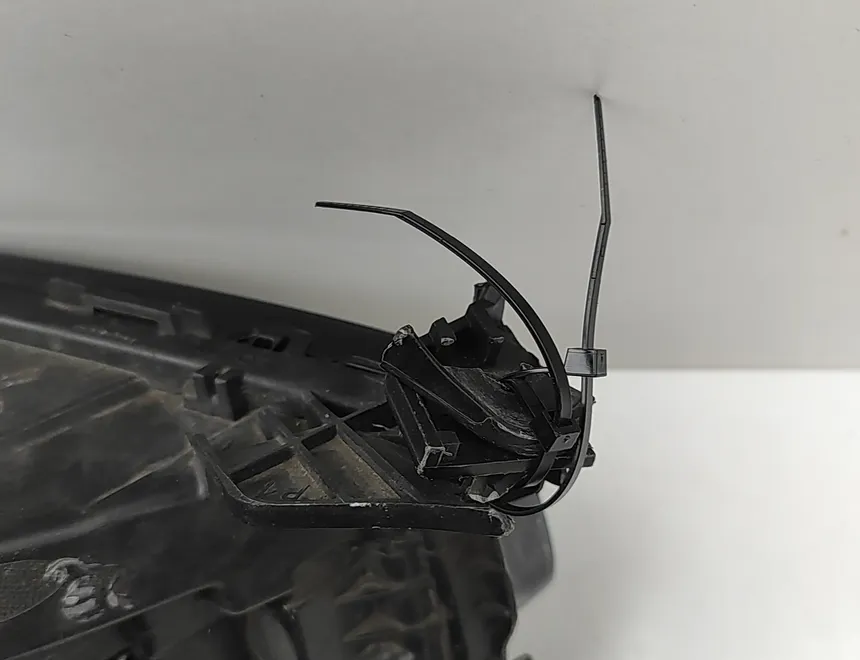 VOLVO XC90 2 generation (2014-2024) Front Left Headlight 31655175 30374057