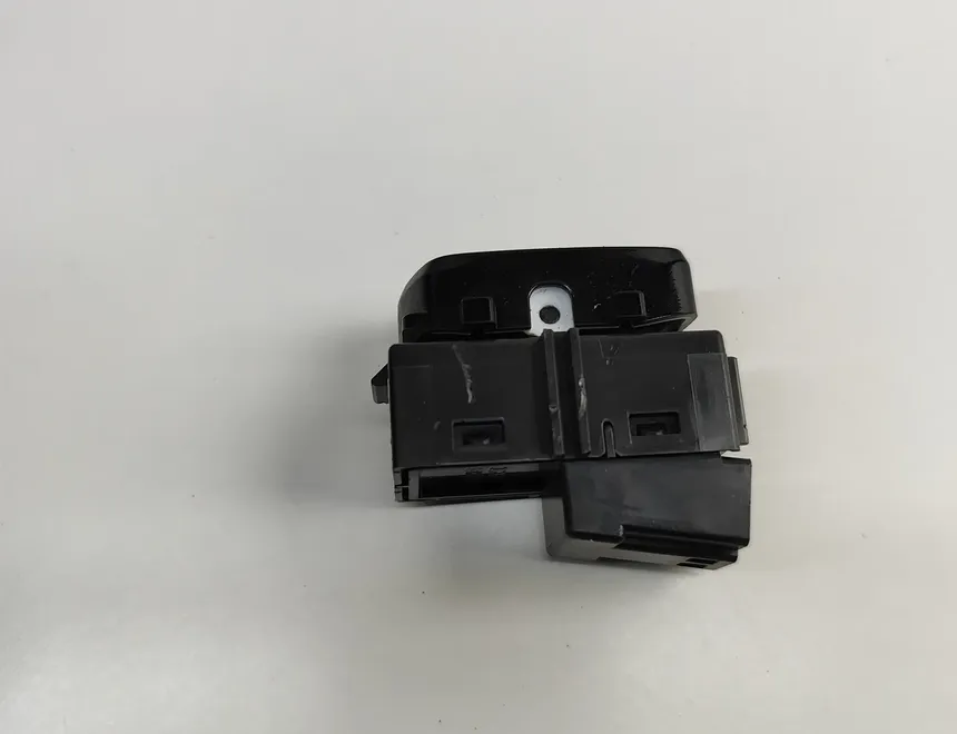 VOLVO XC90 2 generation (2014-2024) Central locking switch 31443863 30378918