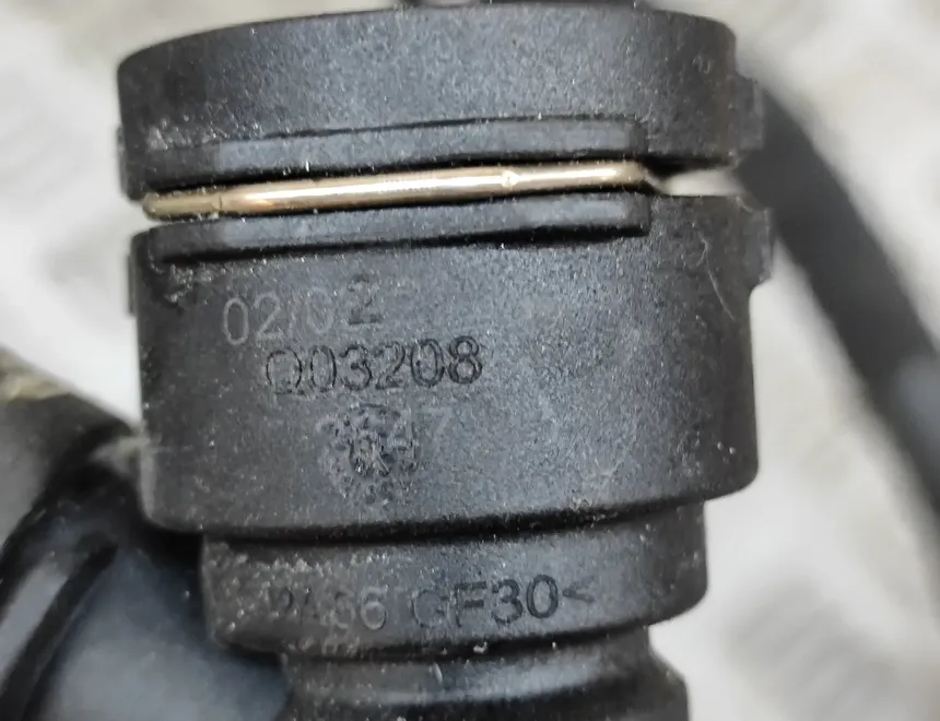 VOLVO XC90 2 generation (2014-2024) Coolant Hose Pipe 32249593 31209694