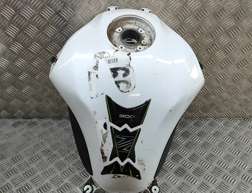 KAWASAKI Z Petrol fuel tank 31646945