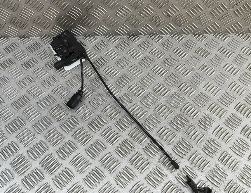 AUDI A6 C7/4G (2010-2020) Bonnet Lock 4G0823509C 31668186