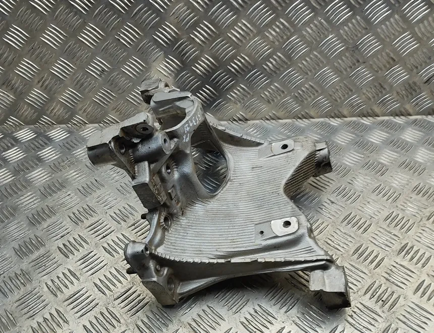AUDI A5 Sportback F5 (2016-2024) Left side subframe bracket 8W0399295E 31669313