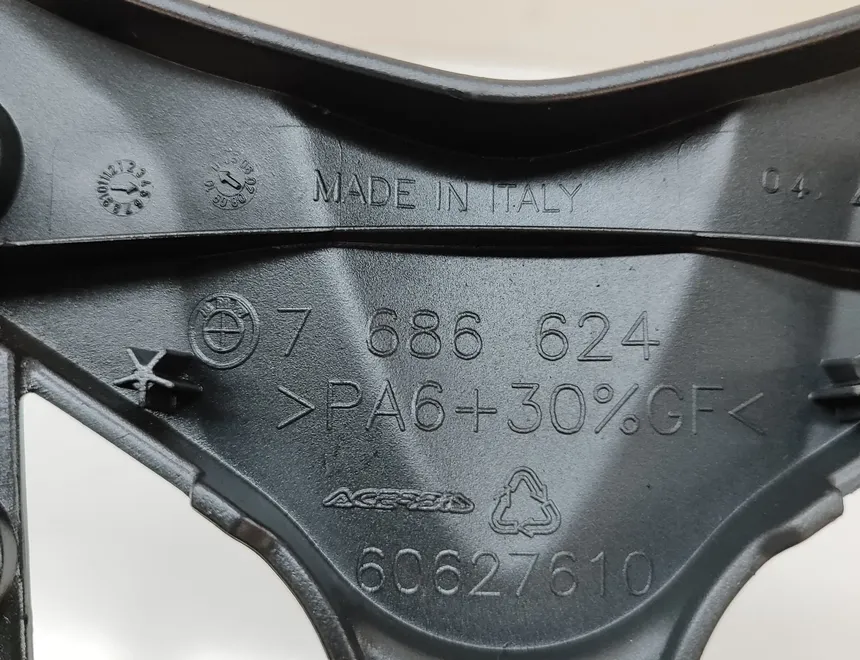 BMW K Rear fairing cover cowl 7686624 31869298