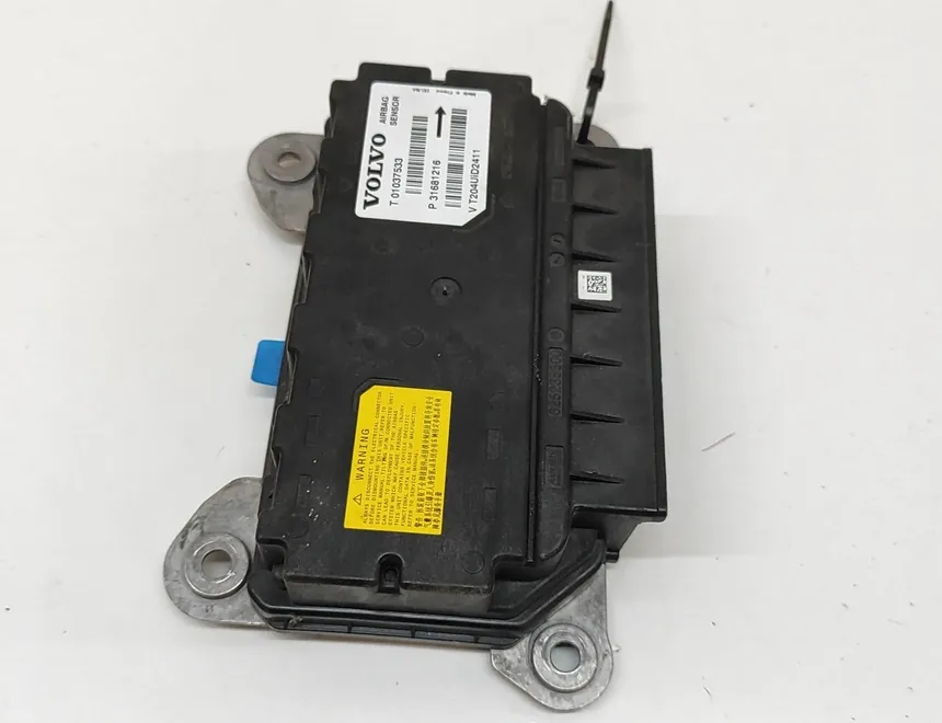 VOLVO XC90 2 generation (2014-2024) SRS Control Unit 31681216 31961872
