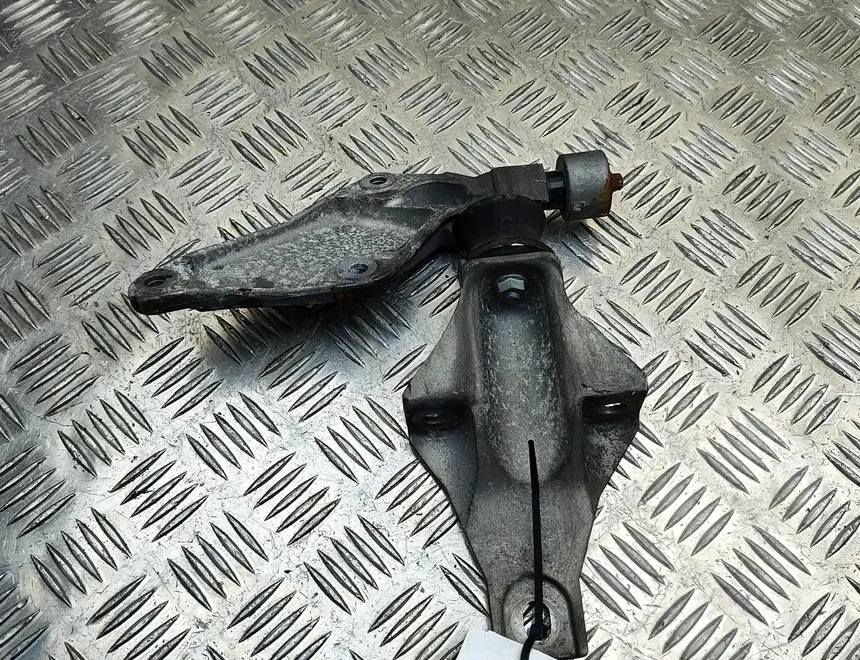 BMW 5 Series F10/F11 (2009-2017) Gearbox Mount Bracket 6788559,6788561 32750599