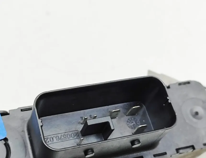 AUDI A8 D4/4H (2010-2018) Voltage Control Unit 8K0959663C,8K0959663 33476174