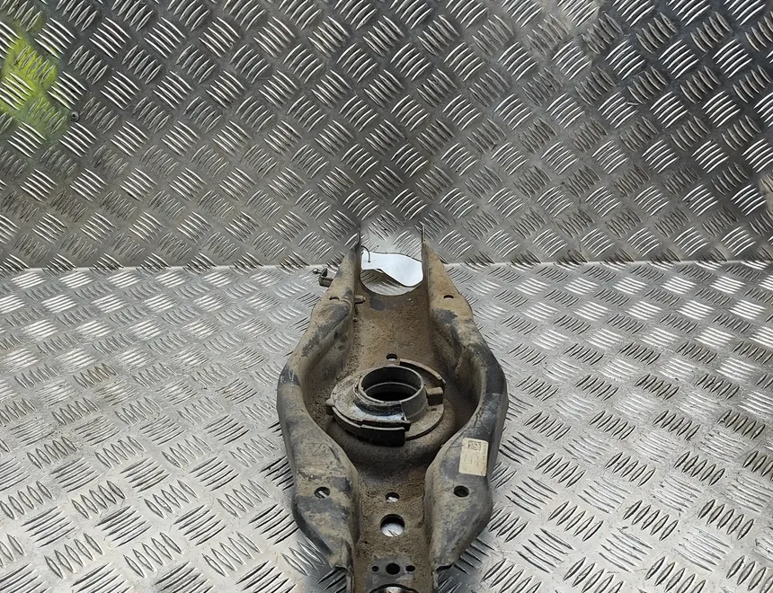 MERCEDES-BENZ EQA 1 generation (2021-2023) Rear right H - shaped fork A2433522700 33504291