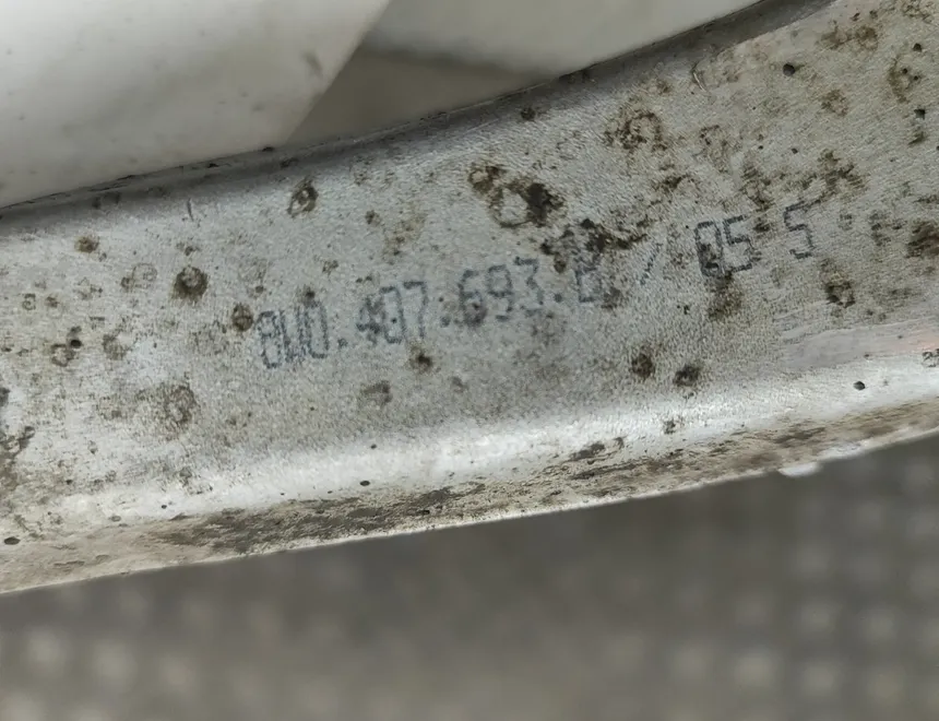 AUDI A4 allroad B9 (2016-2024) Передняя левая изогнутая вилка 8W0407693B 33576281