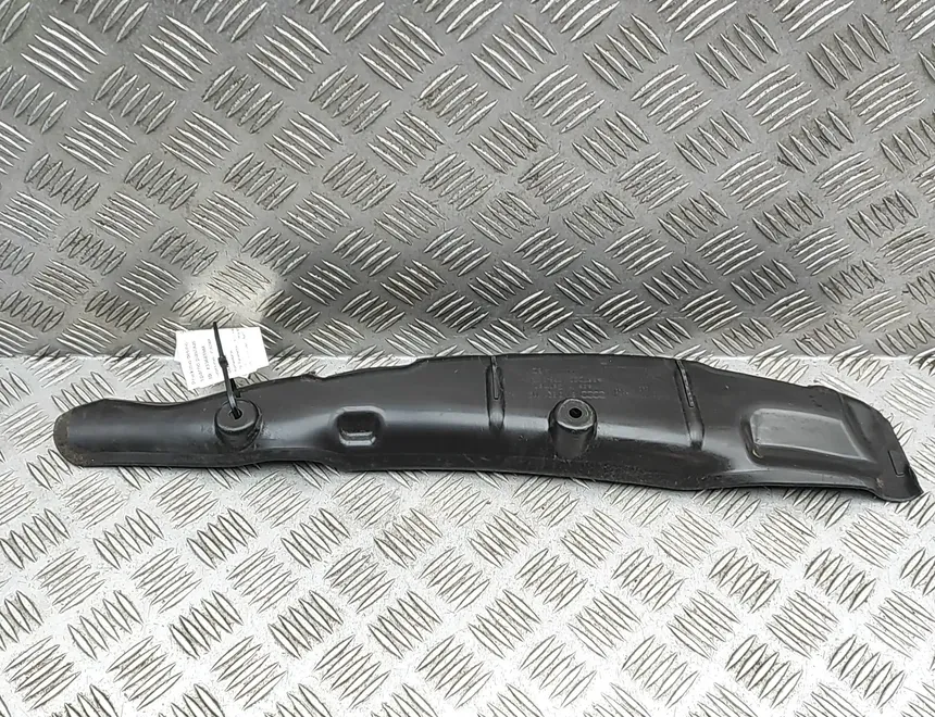 AUDI A4 allroad B9 (2016-2024) Front Right Wing Plastic 8W0821112 33685988