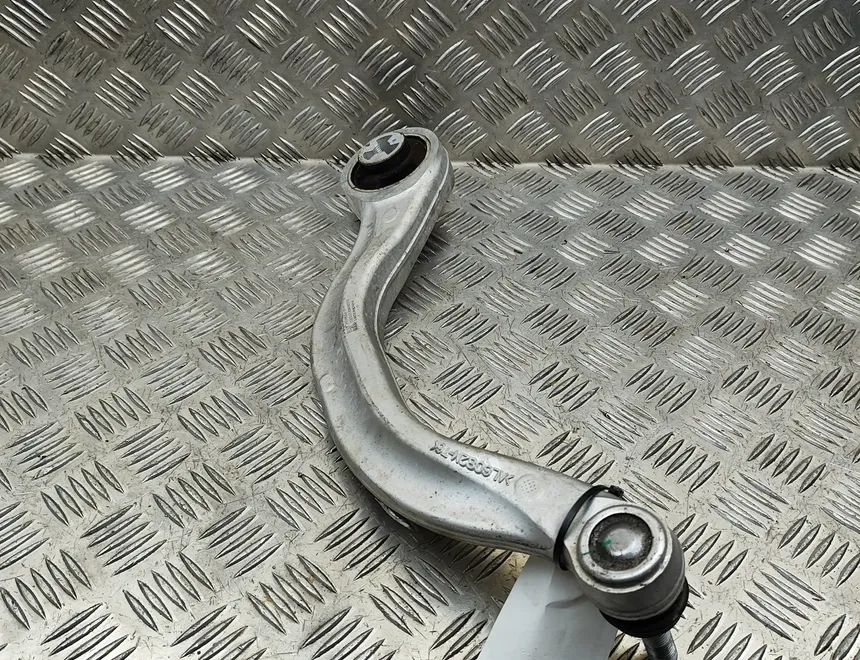 TESLA Model 3 1 generation (2017-2024) Передняя левая изогнутая вилка 1344354-00-A 33817279