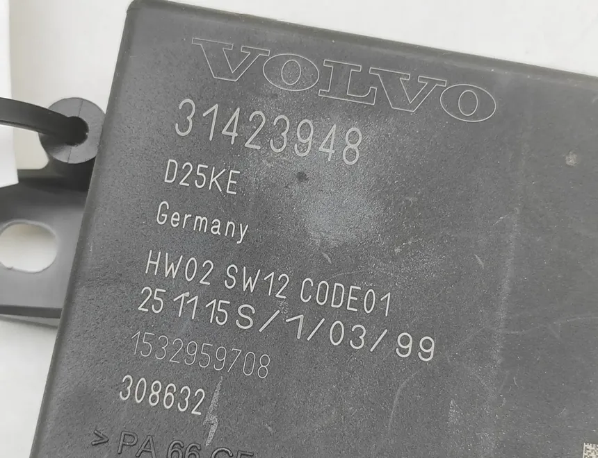 VOLVO V40 Cross Country 1 generation (2012-2020) PDC Parking Distance Control Unit 31423948 33813917