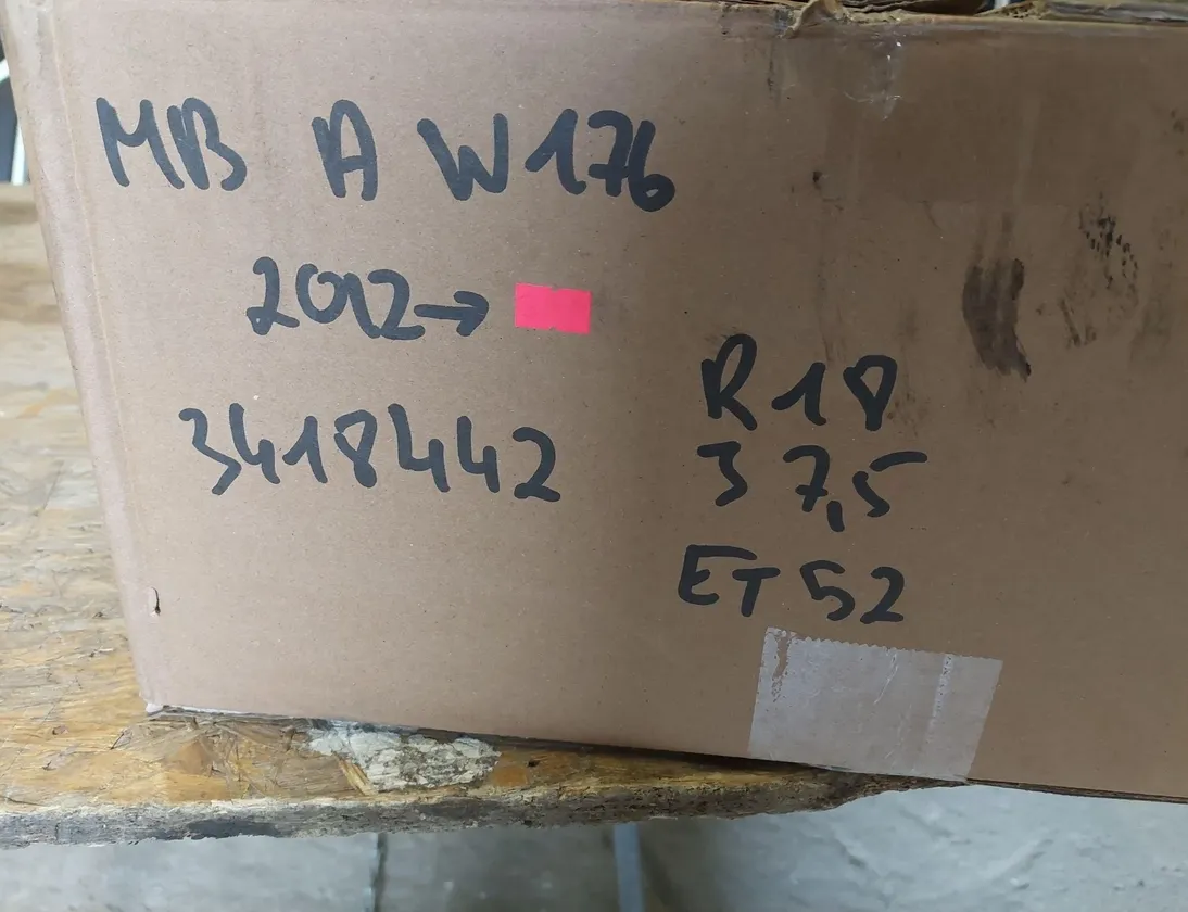 MERCEDES-BENZ A-Class W176 (2012-2018) Wheel Set A2464010402 29472690