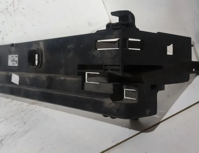 BMW 5 Series F10/F11 (2009-2017) Radiator Holder 17107804618 29472942