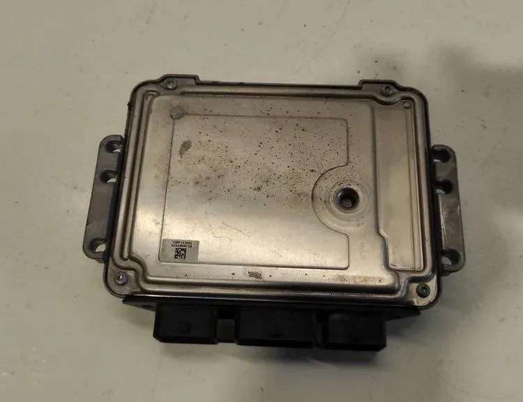 CITROËN C5 1 generation (2001-2008) Engine Control Unit ECU 9658945380,0281011561 17129444
