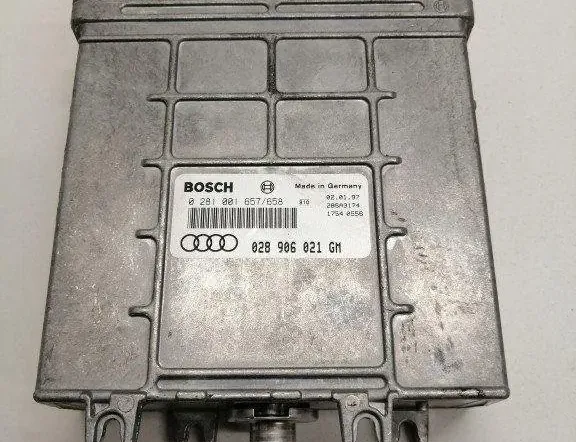 AUDI A4 B5/8D (1994-2001) Блок управления двигателем 0281001657658,028906021GM 17129721