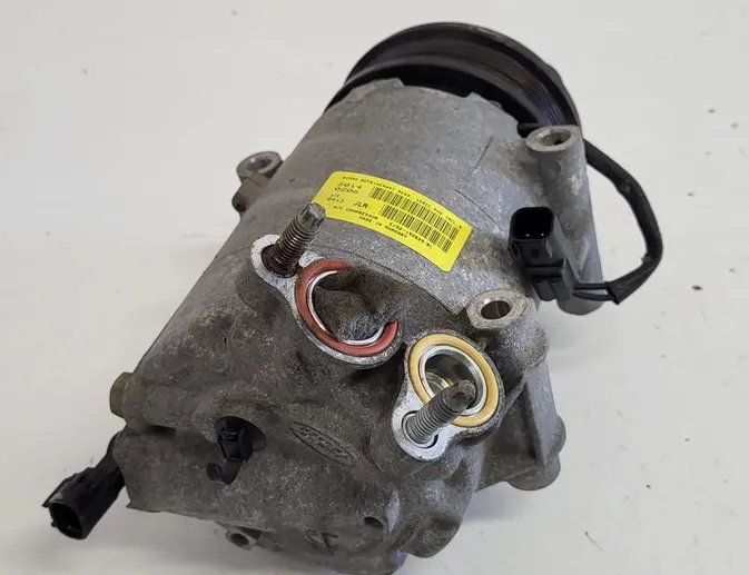 LAND ROVER Range Rover Evoque L538 (1 gen) (2011-2020) Hасос кондиционера EJ3219D629BC 30254877