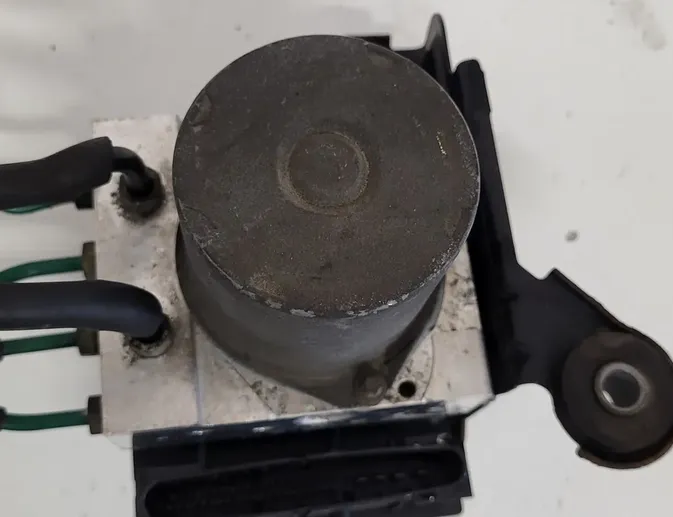 SAAB 95 1 generation (1959-1977) ABS Pump 0265950538 32951279