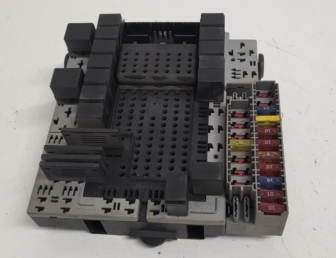 VOLVO S60 1 generation (2000-2009) Fuse Box 8645411 33367512