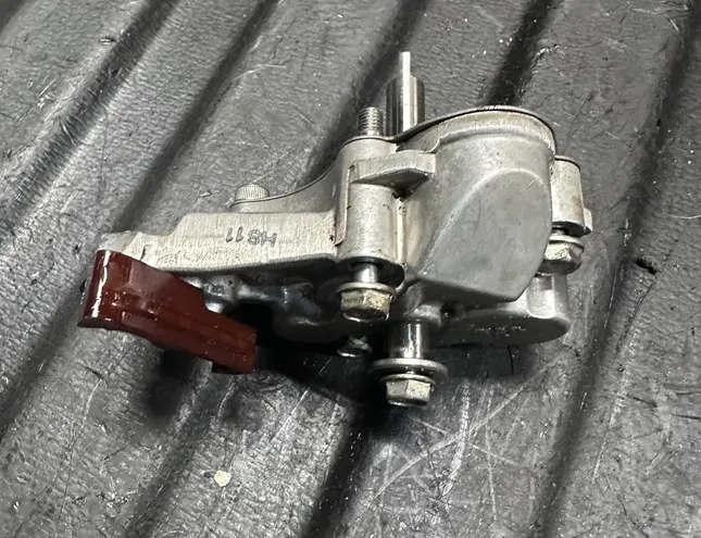 HONDA CB Масляный насос HS10A,HS11,YSC 33473443