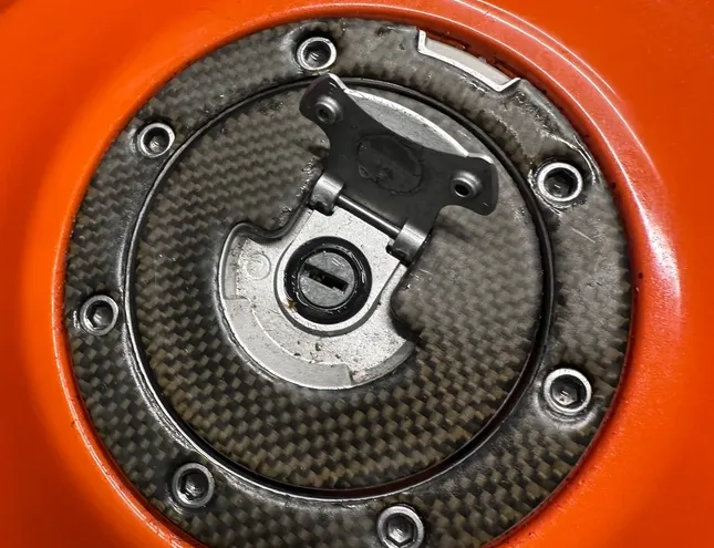 HONDA VTR Топливный бак VTRV21000 34358653