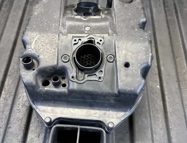 HONDA VTR Air filter box 8S184,MBB,HMMBBE1 34507912