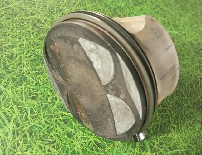 BMW M5 E60/E61 (2004-2010) Piston 92L94,7840924 22083097