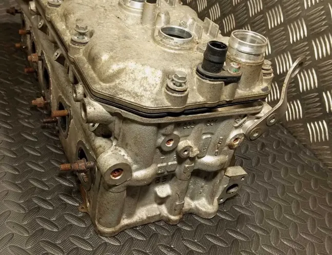 BMW M5 E60/E61 (2004-2010) Головка двигателя левая сторона 783388110,7834624,7833881 28294295