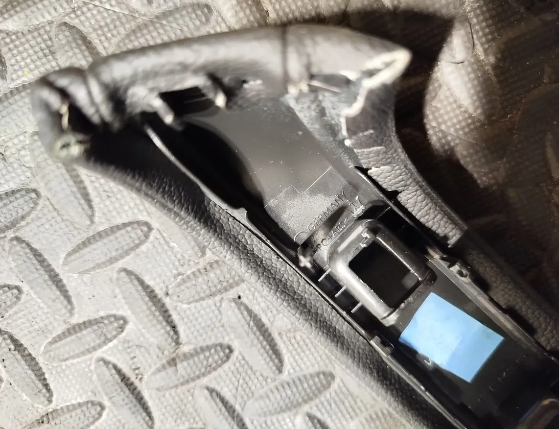 MASERATI Ghibli 3 generation (2013-2024) Ручка закрывания левой передней двери 105804238c,105804238 33330111